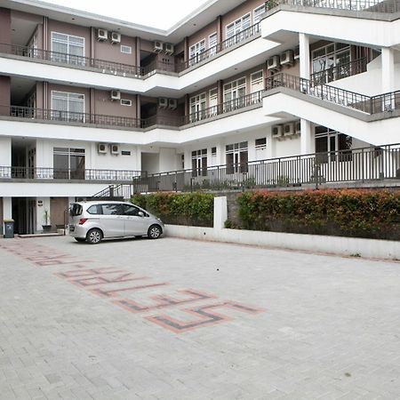 Reddoorz Plus Near Sukajadi 2 Bandung Exterior photo