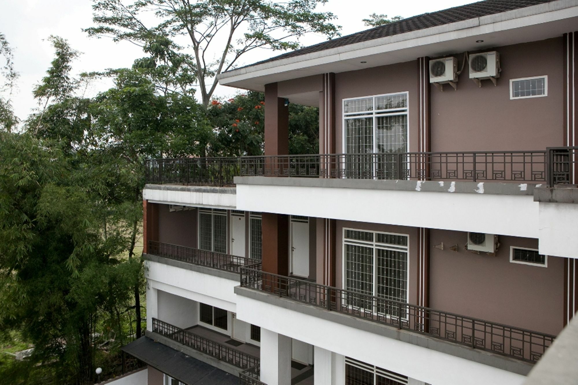 Reddoorz Plus Near Sukajadi 2 Bandung Exterior photo