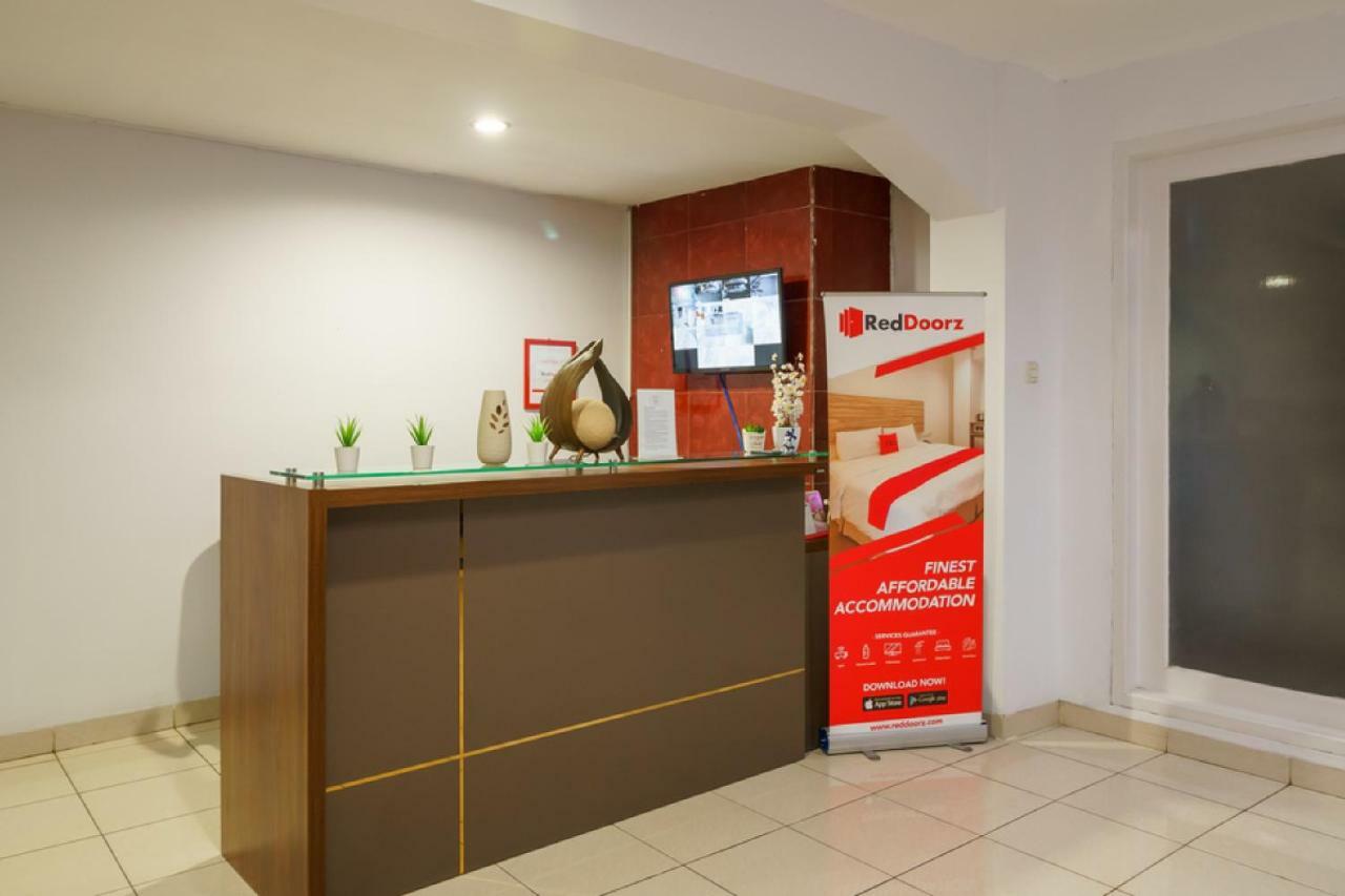 Reddoorz Plus Near Sukajadi 2 Bandung Exterior photo